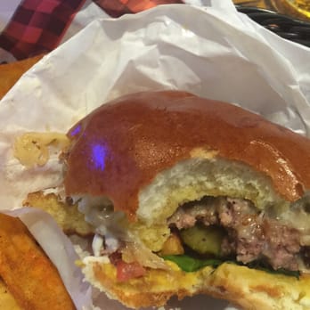 Twin Peaks - Greasy burger. But it's called the twin peak burger I think - New American Near Me - Fort Worth, Texas Twin Peaks - Greasy burger. But it's called the twin peak burger I think - New American Near Me - Fort Worth, Texas