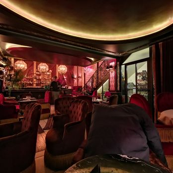 Speakeasy - French Near Me - Dijon, 21 Speakeasy - French Near Me - Dijon, 21