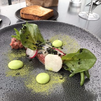 Das LOFT - Beef tartar with oysters - Bars Near Me - Vienna, 9