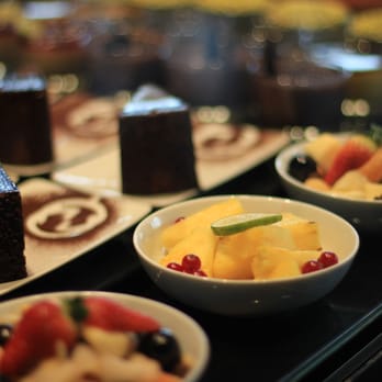 Gucci Caffè - le pietanze in vetrina - Cafes Near Me - Leccio, FI