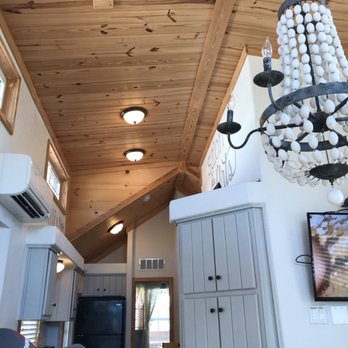 Serenity Farmhouse Inn - Very nicely decorated - Venues & Event Spaces Near Me - Wimberley, Texas Serenity Farmhouse Inn - Very nicely decorated - Venues & Event Spaces Near Me - Wimberley, Texas