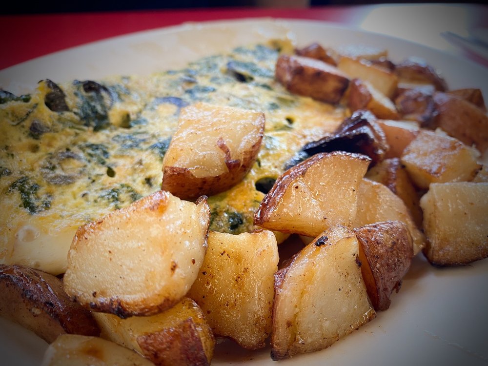 BOULEVARD DINER Updated August 2024 118 Photos & 215 Reviews 155