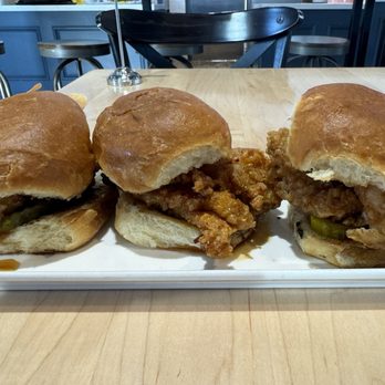 Dough Nguyener - Hot Chicken sliders - Bakeries Near Me - Gretna, Louisiana Dough Nguyener - Hot Chicken sliders - Bakeries Near Me - Gretna, Louisiana