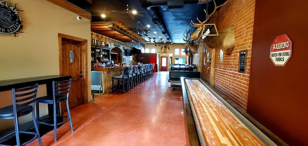 Duke's Saloon and Grill Logo