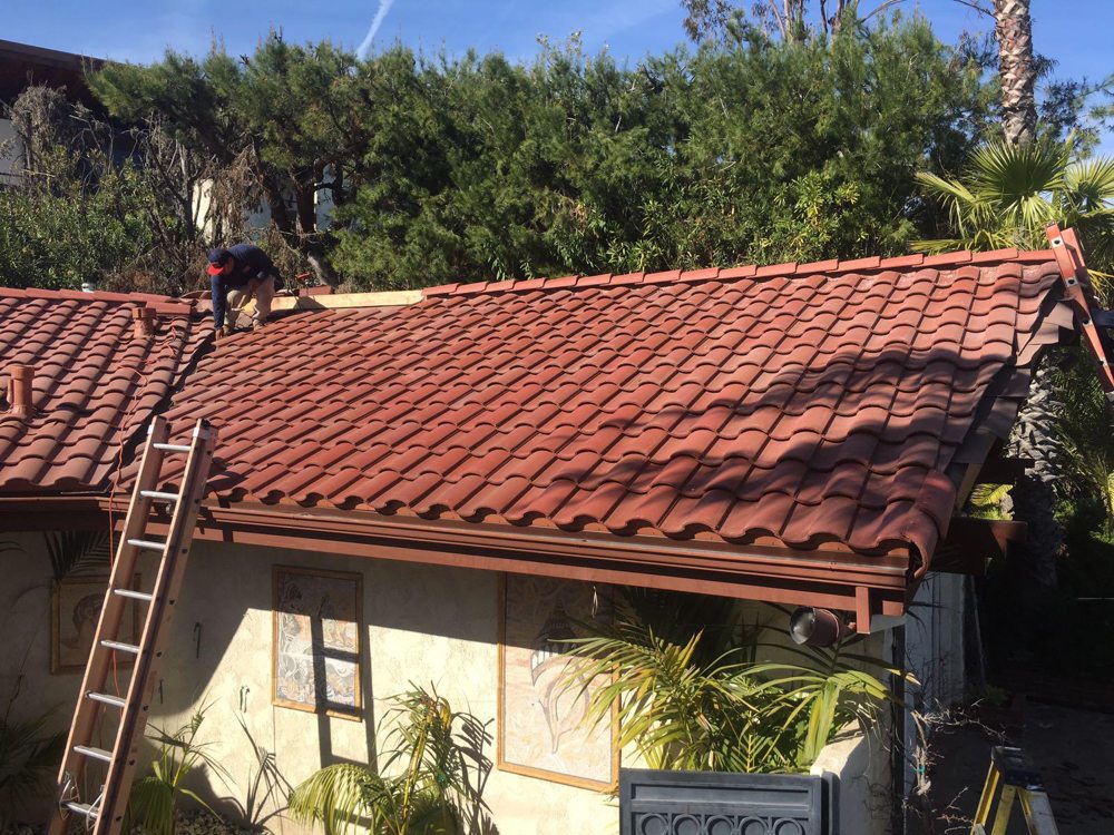 Slide of L.A. Roofing