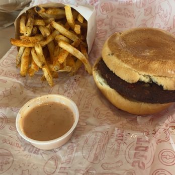 Hat Creek Burger Company - Veggie Burger - Burgers Near Me - Austin, Texas