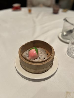 Shang Palace by null