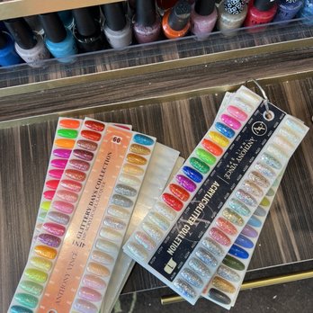 M. Vince' Nail Spa - Glitter colors - Nail Salons Near Me - Denver, Colorado