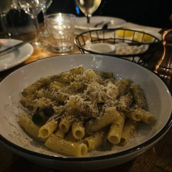 OSTE - RIGATONI CACIO E PEPE - Italian Near Me - Los Angeles, California