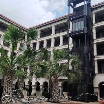 Estancia del Norte San Antonio, Tapestry Collection by Hilton - Courtyard Pool - Hotels Near Me - San Antonio, Texas