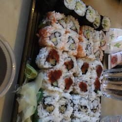 Suki - Sushi bestellt. Hat etwas lang gedauert mit der Lieferung. Sushi war lecker , Fahrer sehr freundlich. Bestellen wieder