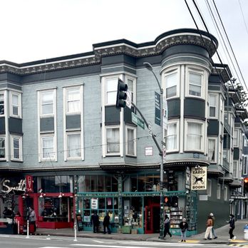 Smitten Ice Cream - Located on the corner of Valencia and 20th St. - Ice Cream & Frozen Yogurt Near Me - San Francisco, California Smitten Ice Cream - Located on the corner of Valencia and 20th St. - Ice Cream & Frozen Yogurt Near Me - San Francisco, California