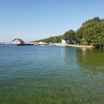 Pine Grove Resort - Hotels Near Me - Ephraim, Wisconsin