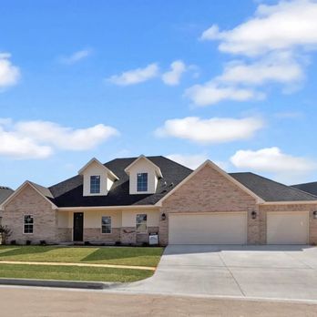 Shawn Forth Homes - Home Developers Near Me - Edmond, Oklahoma Shawn Forth Homes - Home Developers Near Me - Edmond, Oklahoma