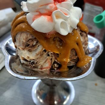 Friendly's - Ice Cream & Frozen Yogurt Near Me - Clifton Park, New York Friendly's - Ice Cream & Frozen Yogurt Near Me - Clifton Park, New York