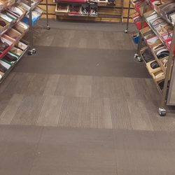 DSW Designer Shoe Warehouse