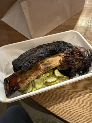 Hal & Al's BBQ by null