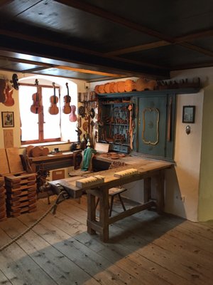 Geigenbaumuseum by null