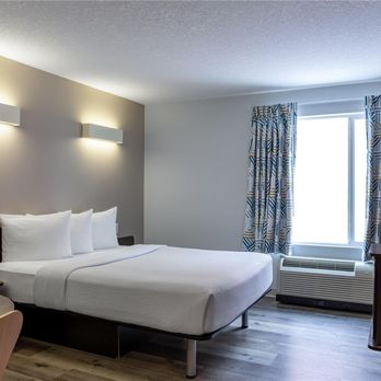 Motel 6 Airdrie - Motel Airdrie AB One Queen Bed - Hotels Near Me - Airdrie, Alberta Motel 6 Airdrie - Motel Airdrie AB One Queen Bed - Hotels Near Me - Airdrie, Alberta