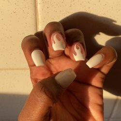 La Nail & Hair - My nails