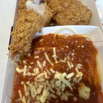 Jollibee - Fast Food Near Me - Dallas, Texas