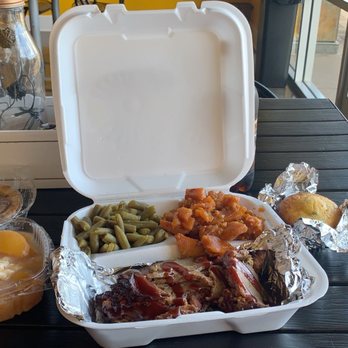 Messi Soul Kitchen - Brisket, green beans, yams, cornbread, Peach Cobbler cheesecake, & pecan pie - Soul Food Near Me - Riverside, California Messi Soul Kitchen - Brisket, green beans, yams, cornbread, Peach Cobbler cheesecake, & pecan pie - Soul Food Near Me - Riverside, California