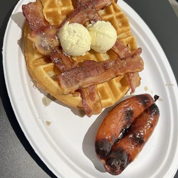BB's Cafe - Soul Food Near Me - Covina, California