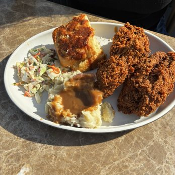 Culinary Dropout - Fried Chicken & Buttermilk Biscuit* - New American Near Me - Dallas, Texas Culinary Dropout - Fried Chicken & Buttermilk Biscuit* - New American Near Me - Dallas, Texas
