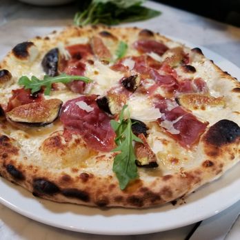 Il Fornello Danforth  - Italian Near Me - Toronto, Ontario