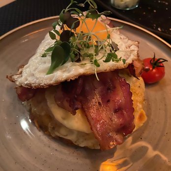 Barry's - Rosti with bacon and egg - International Near Me - Grindelwald, BE