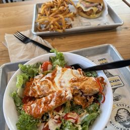 Cordon Bleu & Buffalo Ranch Salad Cordon Bleu & Buffalo Ranch Salad