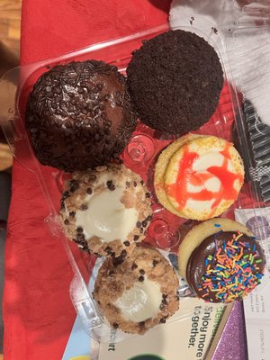 Carousel Cakes by null