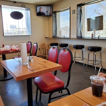 Smokey Mo - Indoor seating (pic 1 of 2) - Barbeque Near Me - Tucson, Arizona Smokey Mo - Indoor seating (pic 1 of 2) - Barbeque Near Me - Tucson, Arizona