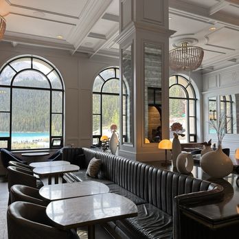 FAIRVIEW BAR AND RESTAURANT - Modern European Near Me - Lake Louise, Alberta FAIRVIEW BAR AND RESTAURANT - Modern European Near Me - Lake Louise, Alberta