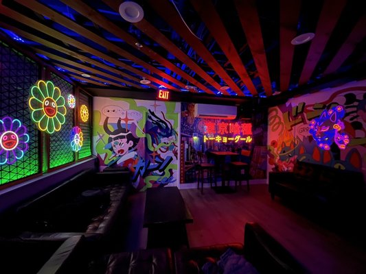 TKYO SPEAKS BAR by null