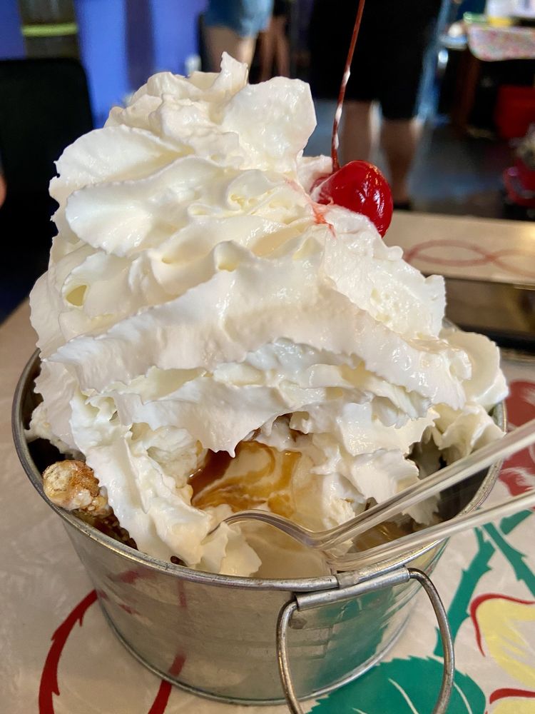 GIGI’S ICE CREAM BAR Updated August 2024 32 Photos & 23 Reviews 2