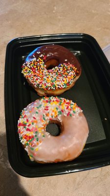 Mazzoa Donuts by null