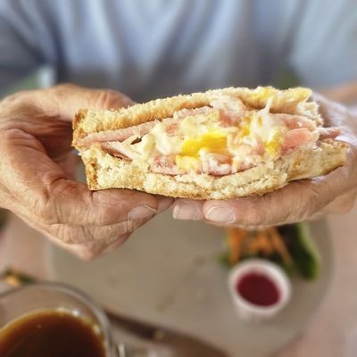 Bulegreen Cafe Yard by null