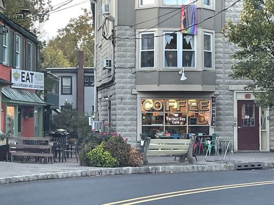 Perfect Day Cafe by null