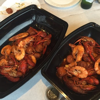 Crab Boil & Things - Crawfish & Shrimp Rockin' Combo - Cajun/Creole Near Me - Concord, California