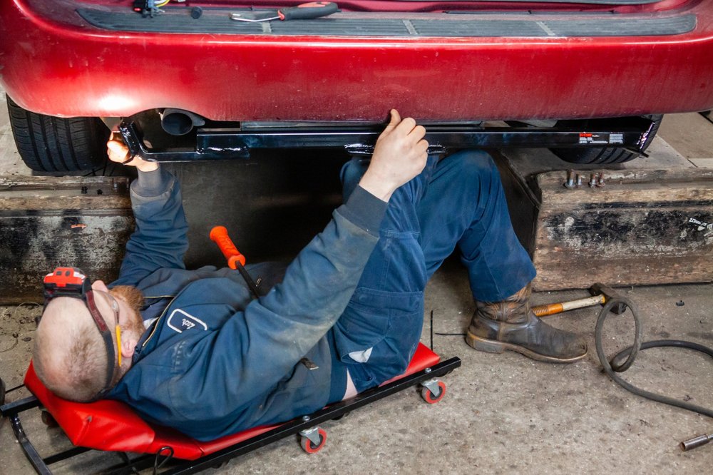 MASTER HITCH Updated September 2024 24 Photos & 84 Reviews 326 N