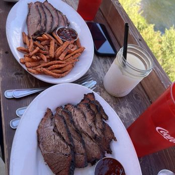 1882 Bar & Grill - Brisket plate and Tri tip plate - Barbeque Near Me - Truckee, California