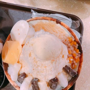 Meet Fresh - Pudding & Q-mochi shaved ice with extra egg pudding - Desserts Near Me - Irvine, California Meet Fresh - Pudding & Q-mochi shaved ice with extra egg pudding - Desserts Near Me - Irvine, California