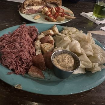 Donovan's Irish Pub - Corned Beef and Cabbage and Corned Beef Reuben - Irish Near Me - St. Augustine, Florida Donovan's Irish Pub - Corned Beef and Cabbage and Corned Beef Reuben - Irish Near Me - St. Augustine, Florida