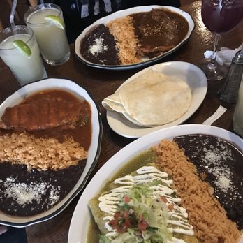Chano's Cantina - Steak Enchiladas, Pollo con Mole, Chicken in Chipotle Sauce - Mexican Near Me - Astoria, New York Chano's Cantina - Steak Enchiladas, Pollo con Mole, Chicken in Chipotle Sauce - Mexican Near Me - Astoria, New York