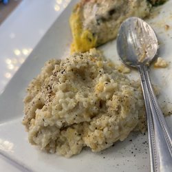 Staks Pancake Kitchen - Memphis - Gouda Grits