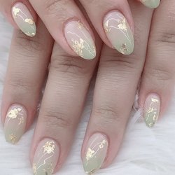 Islands Nails & Spa