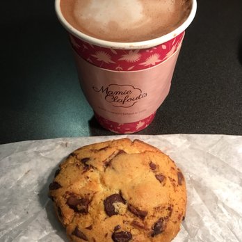 Mamie Clafoutis - a chocolate chip cookie and a cup of coffee - Coffee & Tea Near Me - Montreal, Quebec Mamie Clafoutis - a chocolate chip cookie and a cup of coffee - Coffee & Tea Near Me - Montreal, Quebec