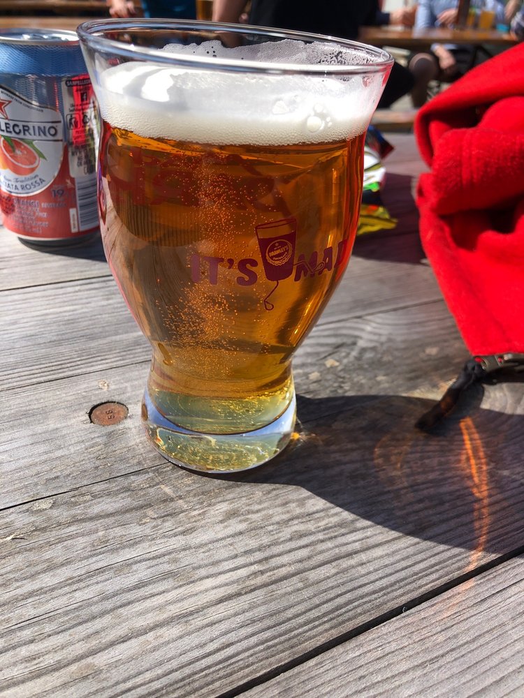 BRAWLEY’S BEVERAGE 56 Photos & 96 Reviews 4620 Park Rd, Charlotte