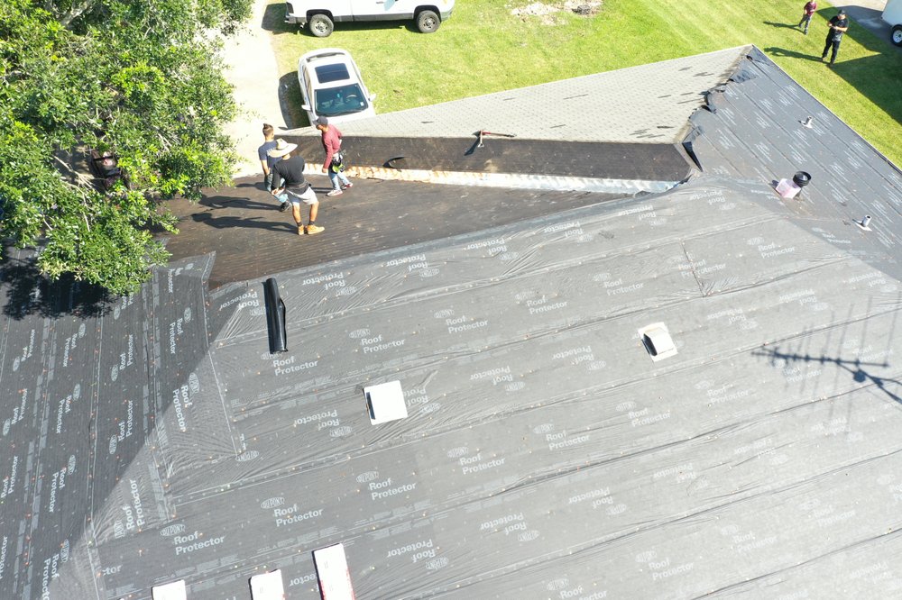 Slide of Esteban Construction